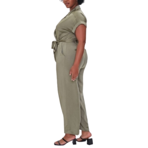 OLIVE GREEN SATIN ☆ COLLAR NECK ☆ JUMPSUIT ☆ NWT - Picture 5 of 9